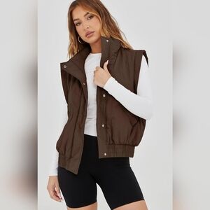 Puffer Vest Cropped Lightweight Button Down Quilted Vest Sleeveless Padded Gile
